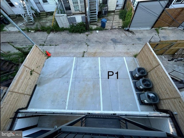 1121 Penn St Ne #p1, Washington