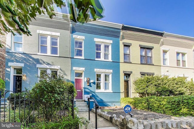 1236 D St Se, Washington