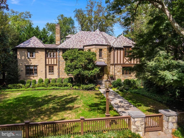 5033 Tilden St Nw, Washington