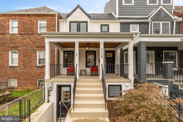 1739 D St Ne, Washington