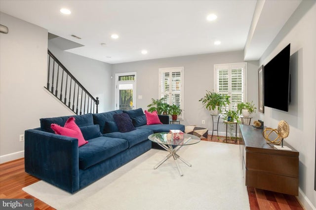 323 T St Nw, Washington