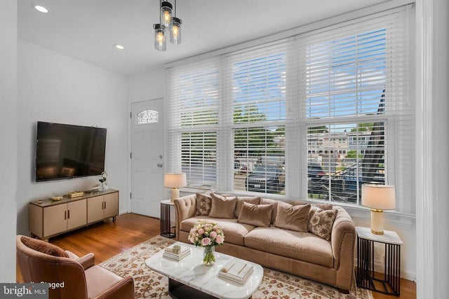 945 Randolph St Nw #a, Washington