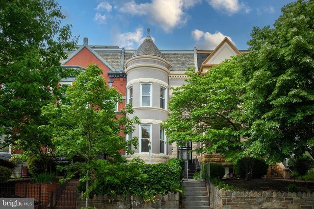 136 R St Ne, Washington
