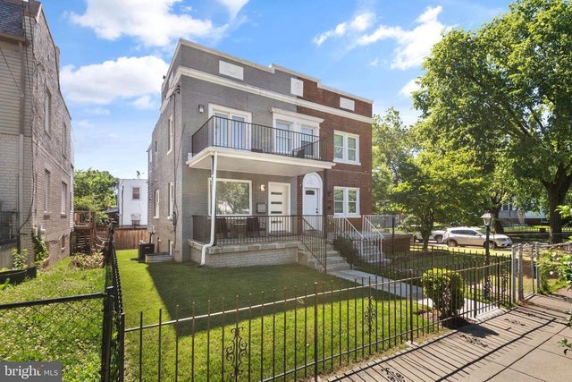 6303 9th St Nw, Washington