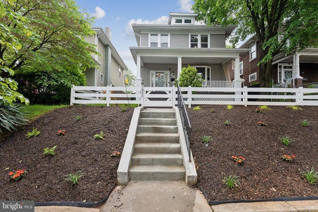 1843 Monroe St Ne, Washington