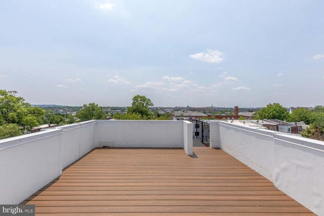 1237 Oates St Ne #2, Washington