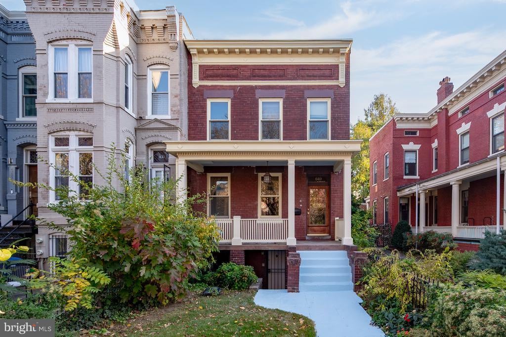 649 South Carolina Ave Se, WASHINGTON