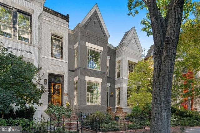 614 8th St Ne, Washington