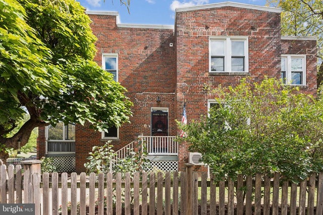 5627 7th St Nw, Washington