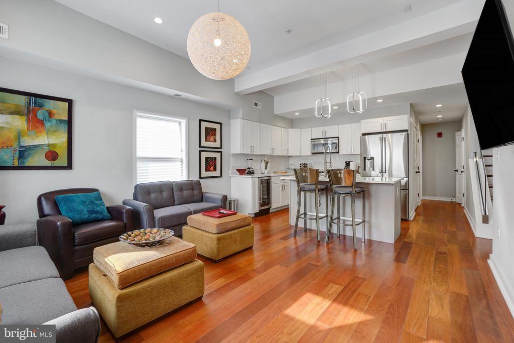 4106 Gault Pl Ne #5, WASHINGTON