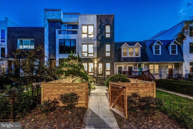 3728 R St Nw, Washington