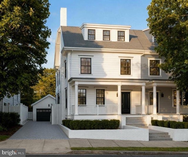 3107 34th St Nw, Washington