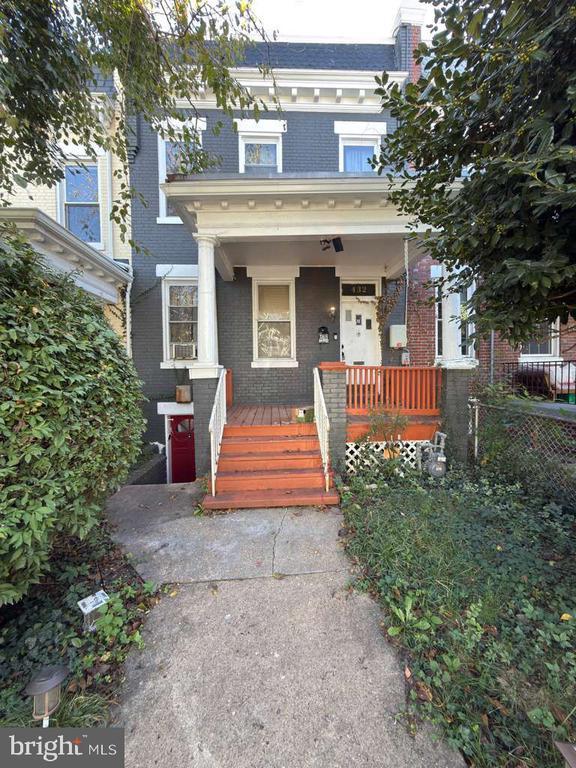 432 Newton Pl Nw, Washington