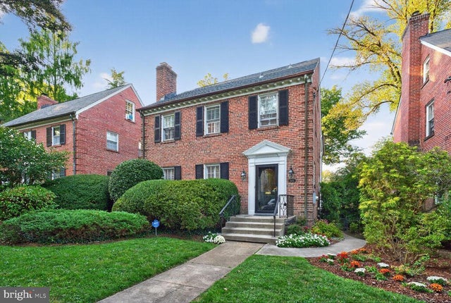 3293 Worthington St Nw, Washington