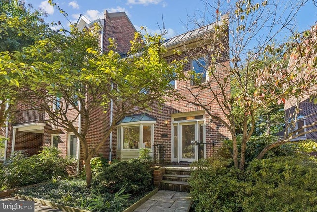 4044 Chancery Ct Nw, Washington