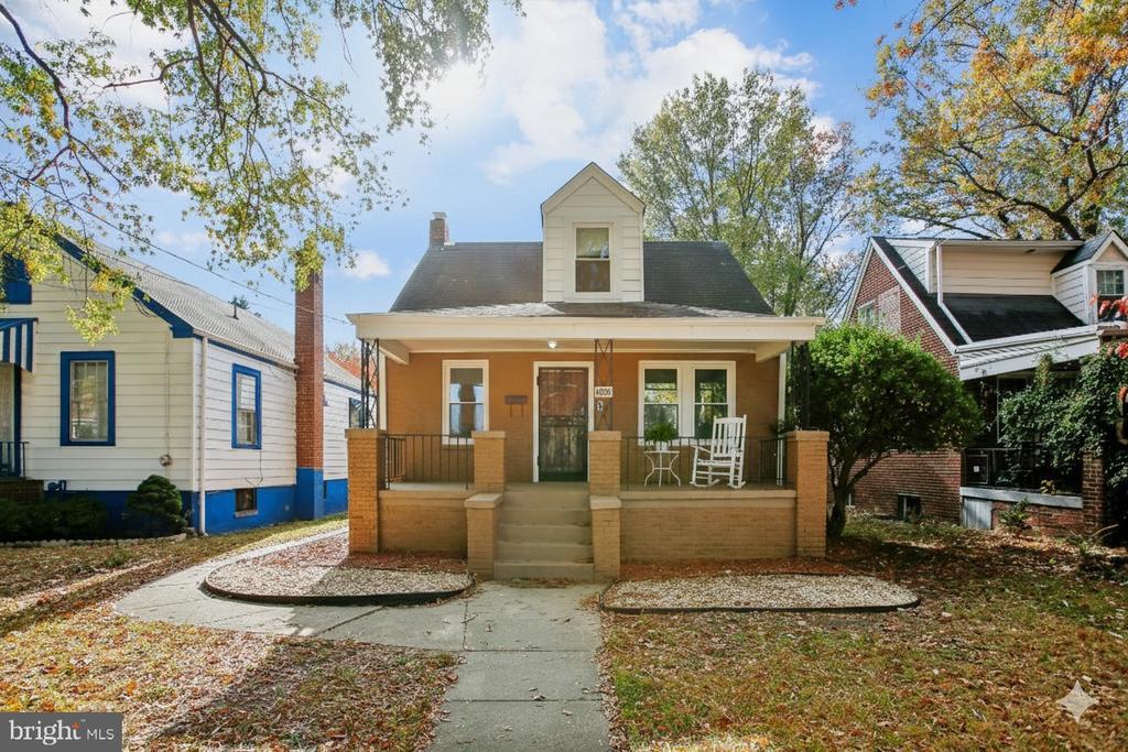 4229 Lane Pl Ne, WASHINGTON