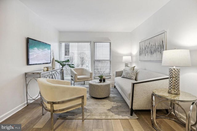 601 Pennsylvania Ave Nw #209, Washington