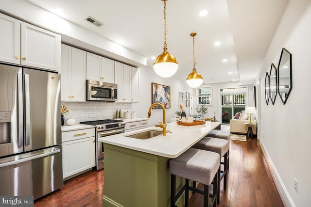 321 18th St Se #2, Washington