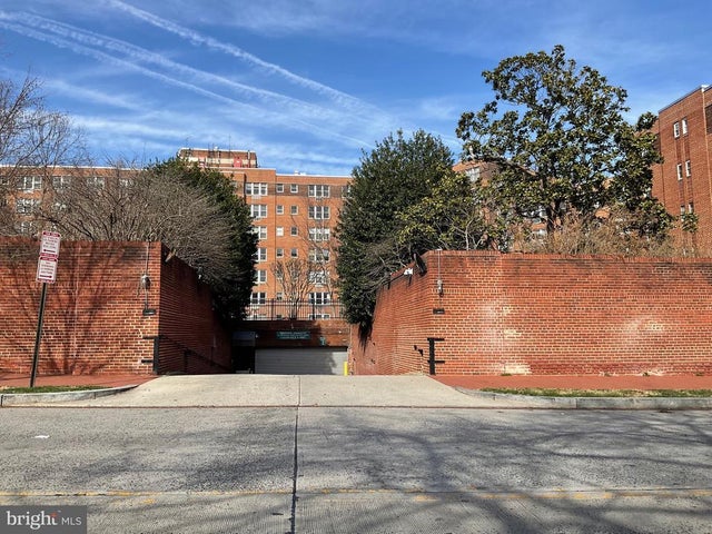 2500 Q St Nw #p-8, Washington