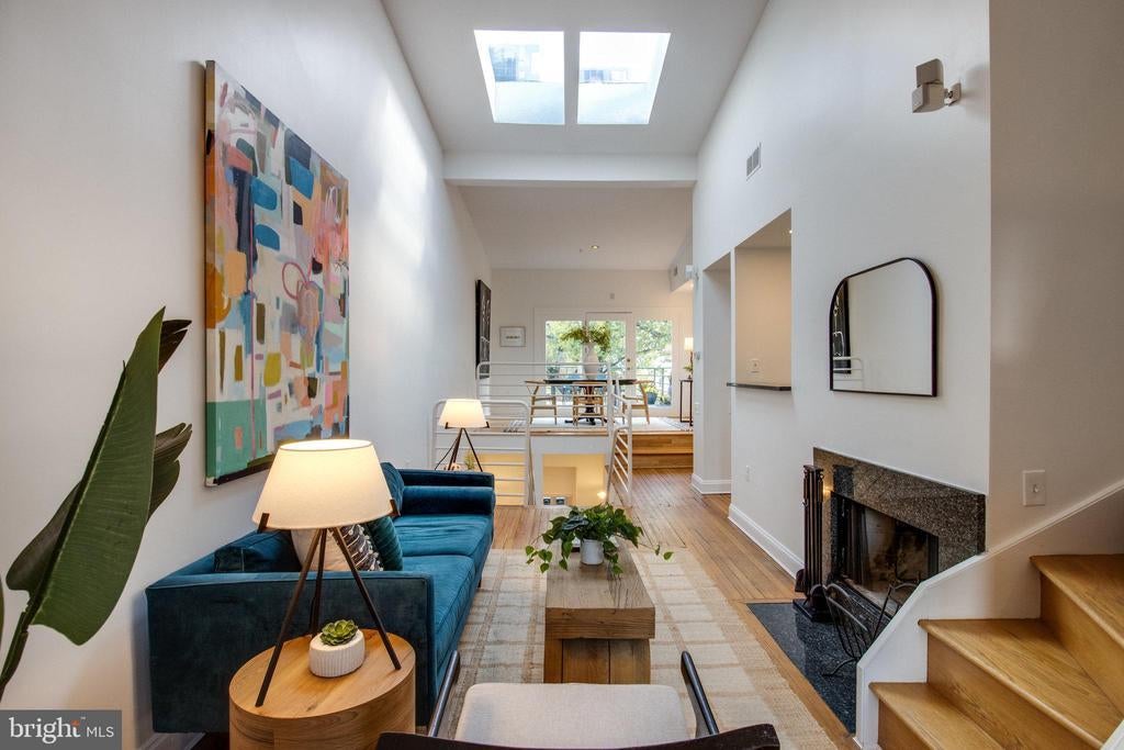 Photo of Listing #DCDC2228158