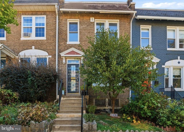 1036 Quebec Pl Nw, Washington