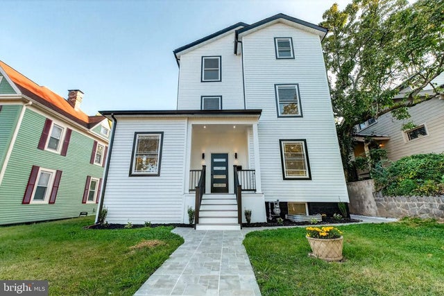 1923 Jackson St Ne, Washington