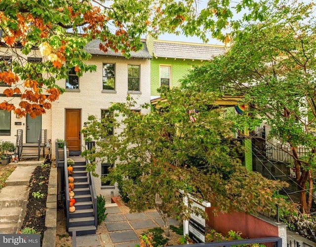 951 14th St Se, Washington