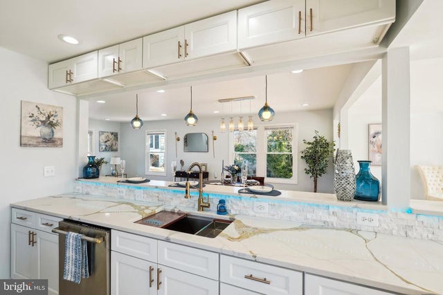 2528 Elvans Rd Se, Washington