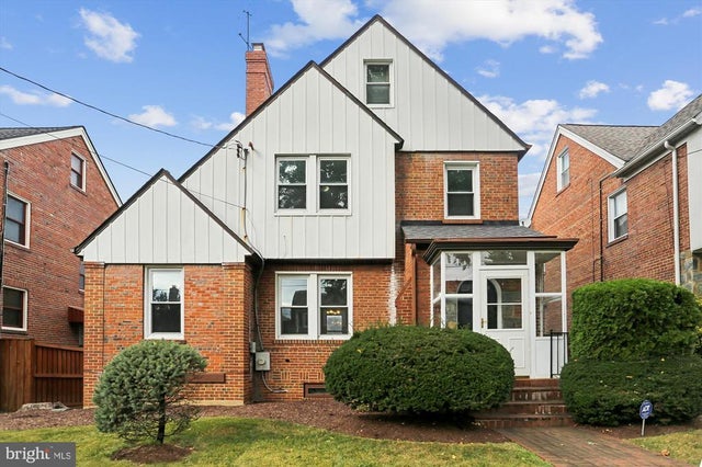 1351 Somerset Pl Nw, Washington