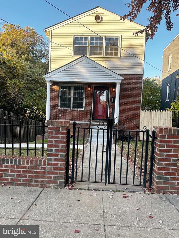 4410 Foote St Ne, Washington