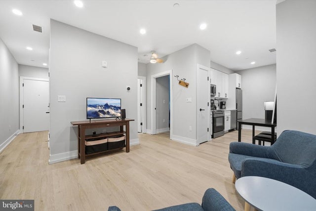 1016 17th Pl Ne #7, Washington