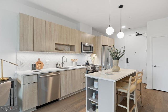 7175 12th St Nw #421, Washington