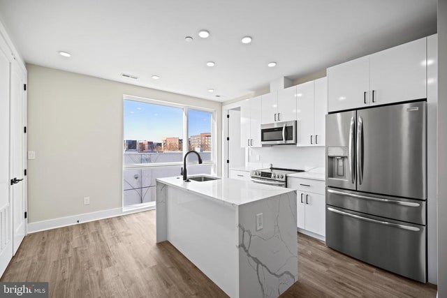 824 18th St Ne #11, Washington