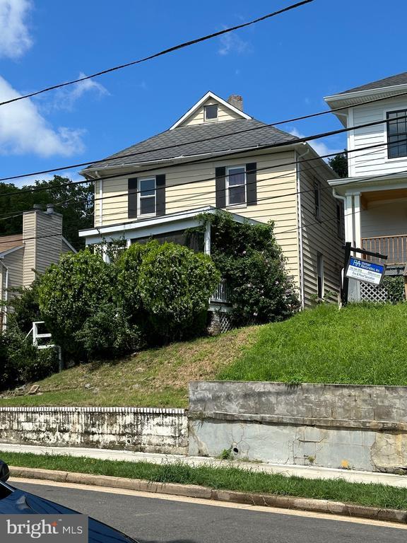 2628 Myrtle Ave Ne, Washington