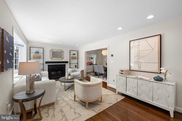 3915 47th St Nw, Washington