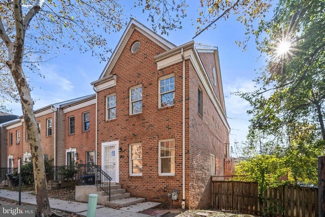 801 Hr Dr Se, Washington