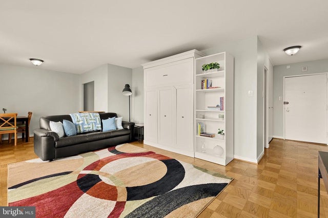 1245 4th St Sw #e511, Washington