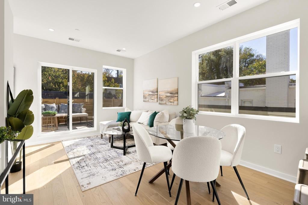 2606 41st St Nw #ph, WASHINGTON