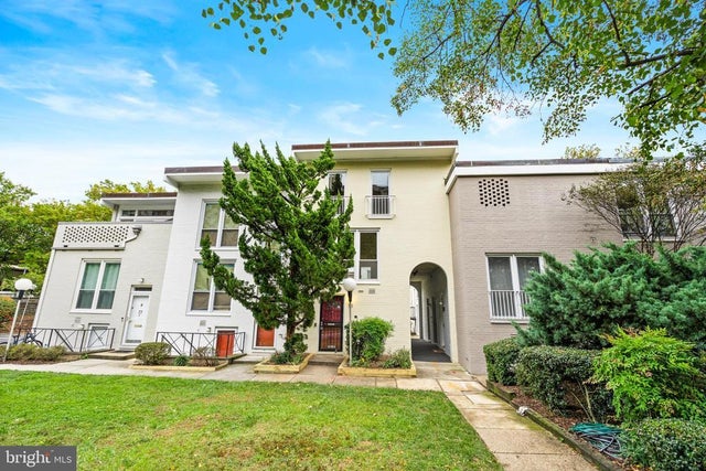 73 G St Sw #103, Washington