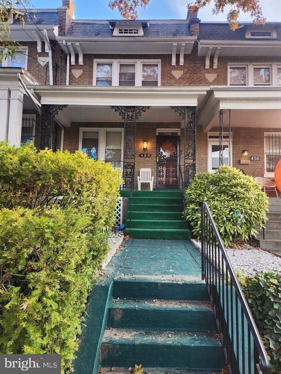 436 Crittenden St Nw, WASHINGTON