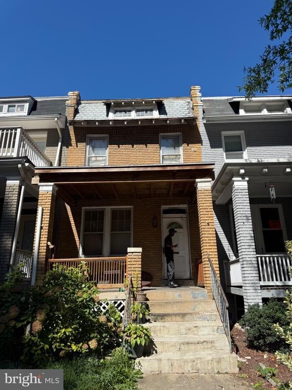 1305 Taylor St Nw, Washington