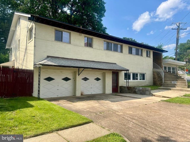 1601 North Portal Dr Nw, Washington