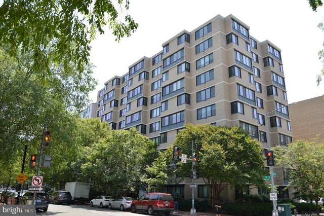 2030 F St Nw #206, Washington