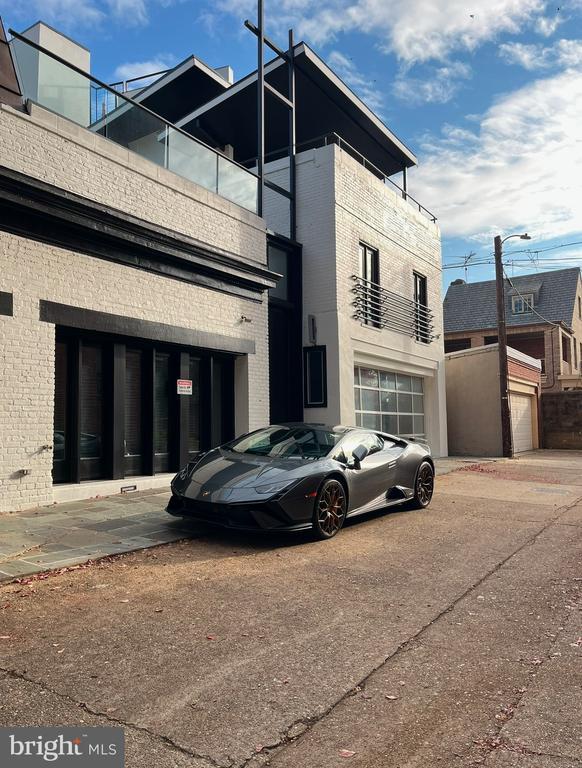 2220 Q St Nw, WASHINGTON