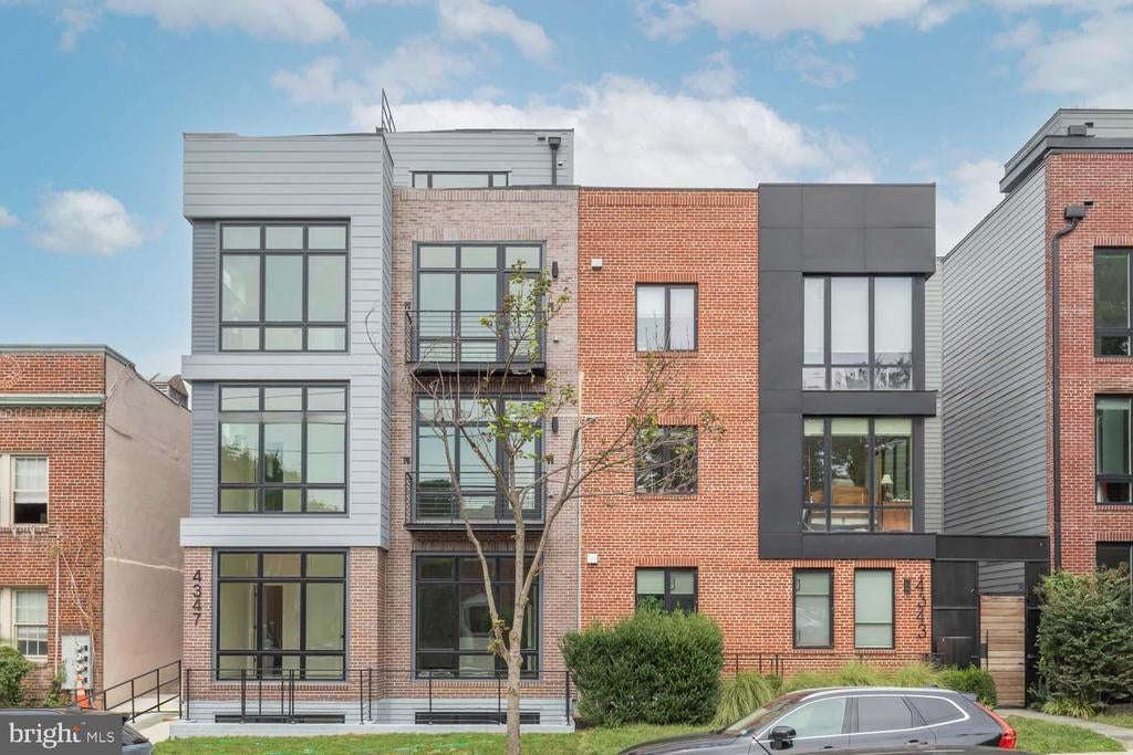 Photo of Listing #DCDC2230592