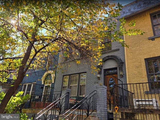 2714 Woodley Pl Nw, Washington