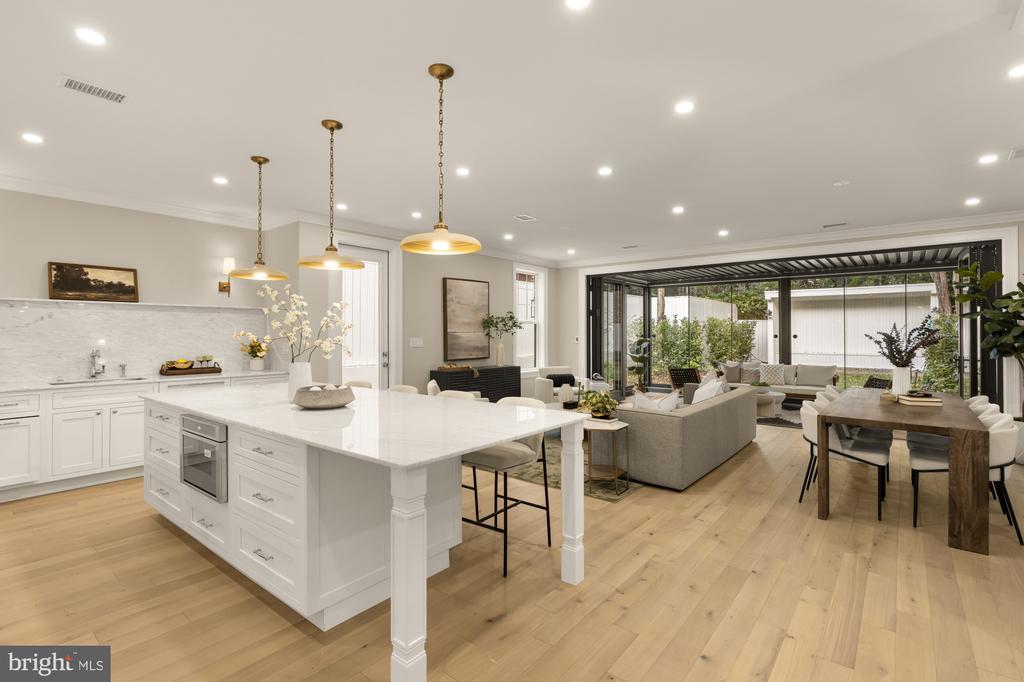 Photo of Listing #DCDC2230850