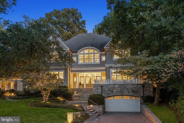 3033 University Ter Nw, WASHINGTON