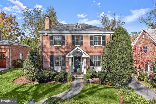 6674 32nd St Nw, Washington