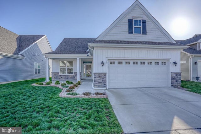 78 Leander Dr, Dover